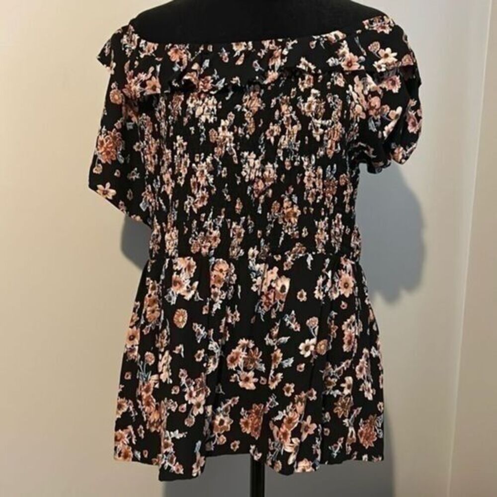 Maurice’s 0X off shoulder   E